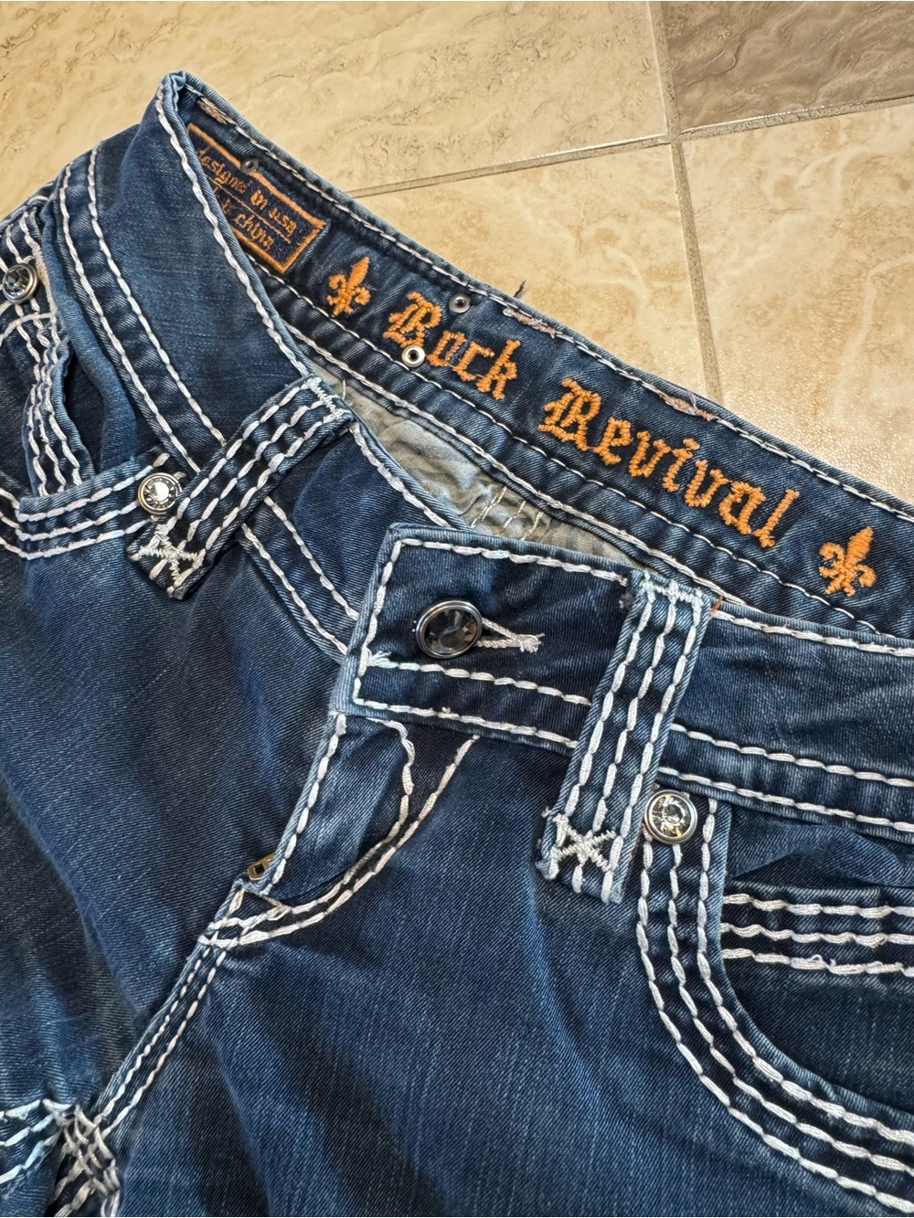 Rock Revival Embellished Jeans - Picture 3 of 5